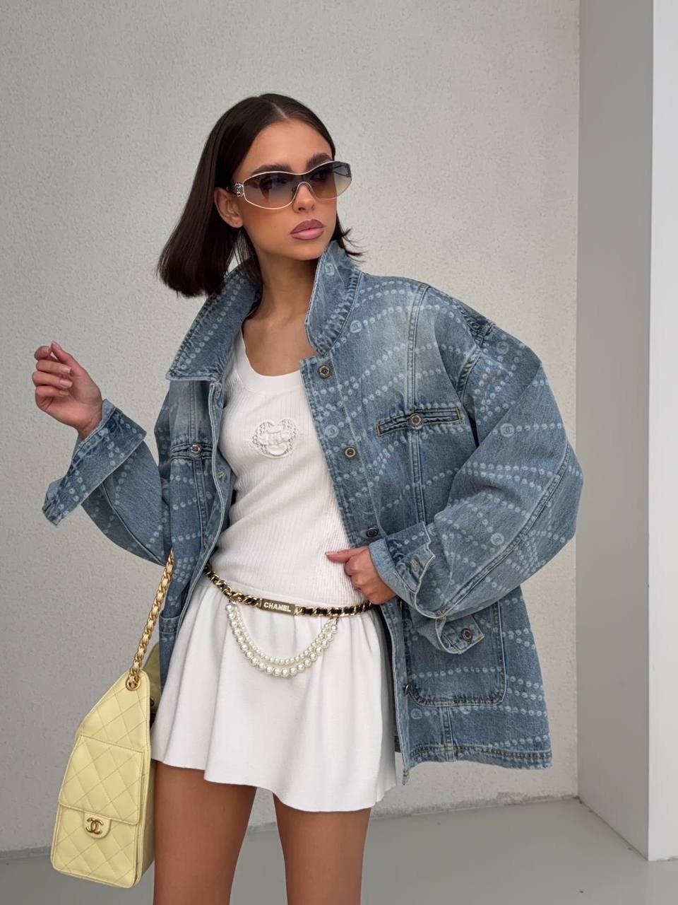 женские джинсовые куртки,джинсовая куртка,джинсовая женская куртка оверсайз,джинсовая куртка miu miu,модные джинсовые куртки