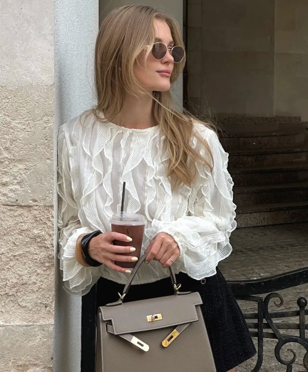 блузка с рюшами,блузка стильная,блуза,блузка с оборками,блузка легкая