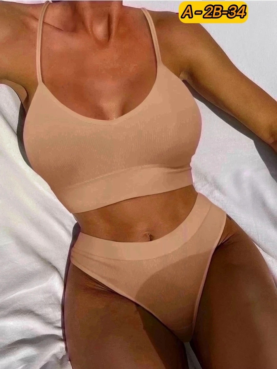 женское нижнее белье комплект,комплект нижнего белья цвет черный ,женский комплект нижнее белье бесшовный,топик женское нижнее белье комплект арт.4030600,белье "спортивное белье"