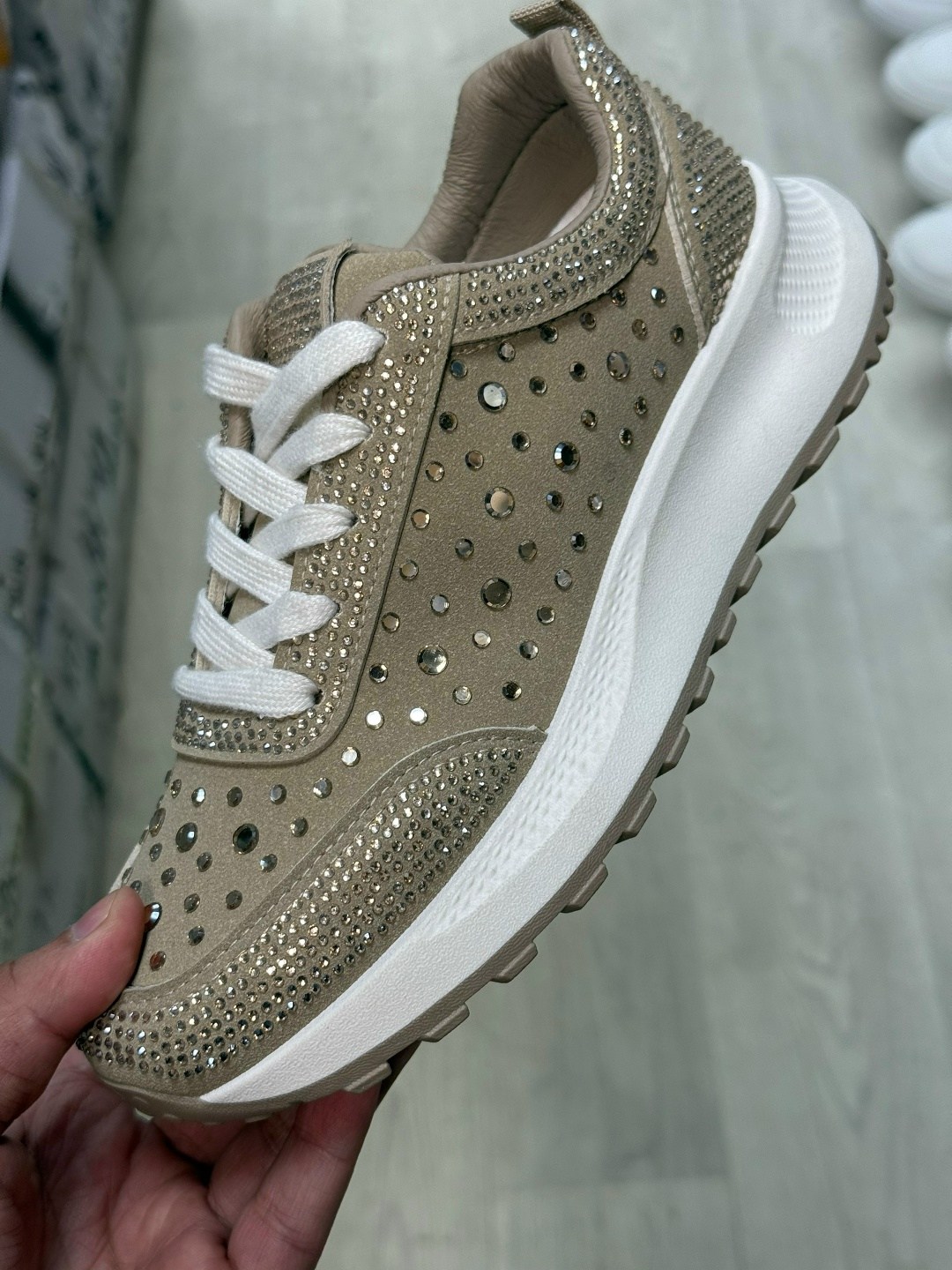 ,женские кроссовки,черные кроссовки,кроссовка,женская