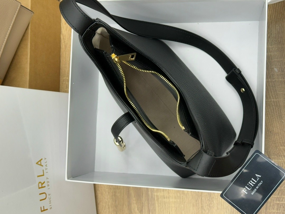 сумка furla,сумка женская furla,женская сумка furla натуральная кожа,сумка фурла,женская сумка