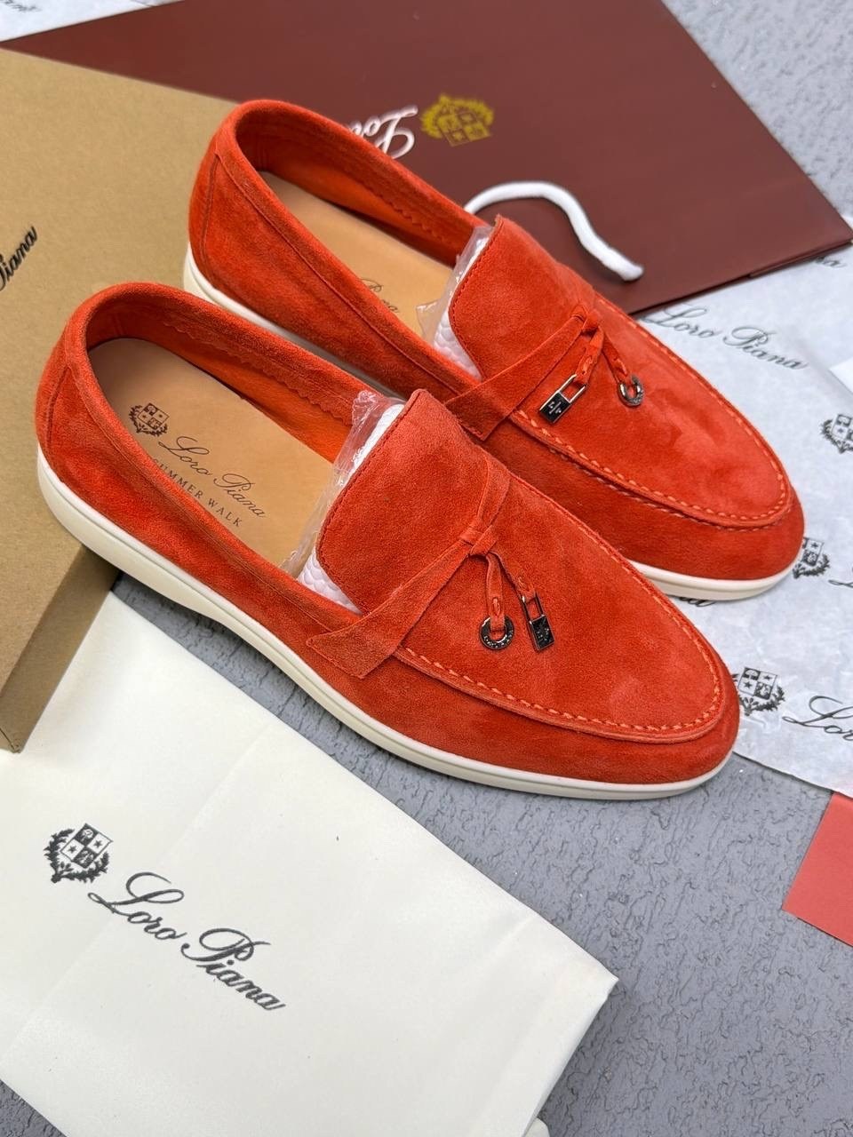 лоферы женские loro piana,замшевые лоферы loro piana,лоферы loro piana,лоферы лоро пиано из натуральной замши,лоферы из натуральной замши loro piana