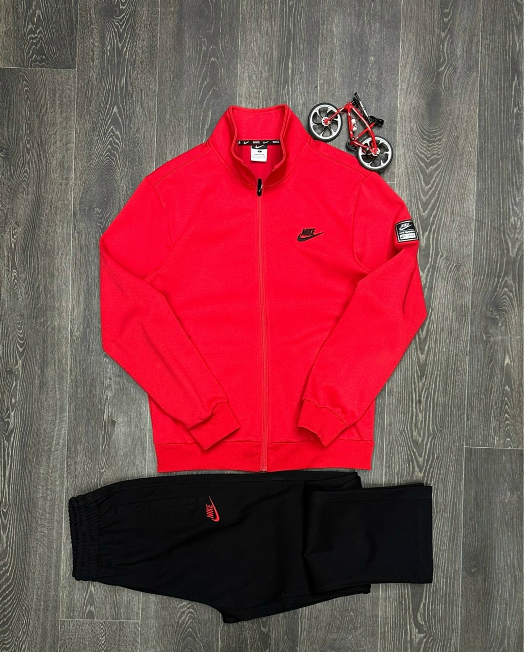 спортивный костюм nike,мужской спортивный костюм nike,спортивный костюм мужской,спортивный костюм,спортивные костюмы для мужчин