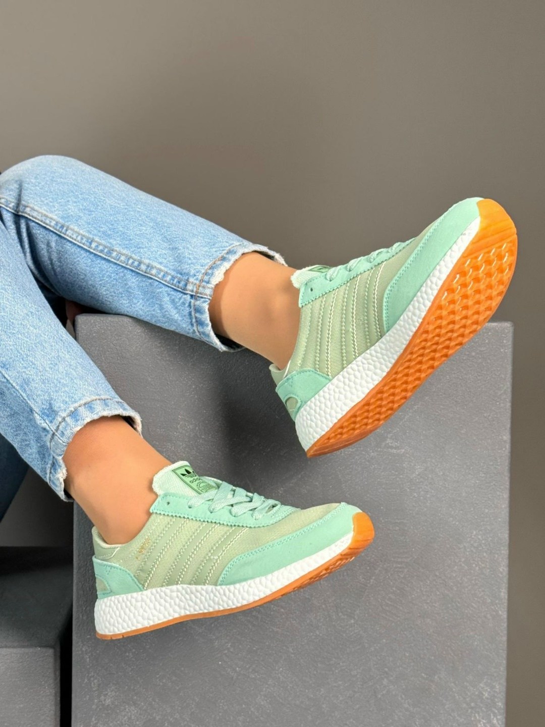 кроссовки adidas,адидас иники зеленые,зеленые кроссовки адидас,кроссовки adidas iniki,кроссовки адидас