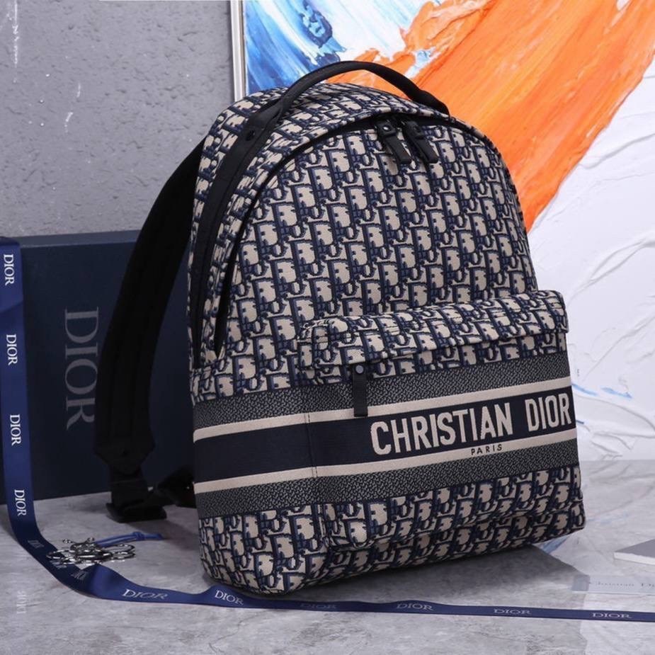 рюкзак кристиан диор оригинал,рюкзак кристиан диор,рюкзак dior,рюкзак диор,стиль рюкзак