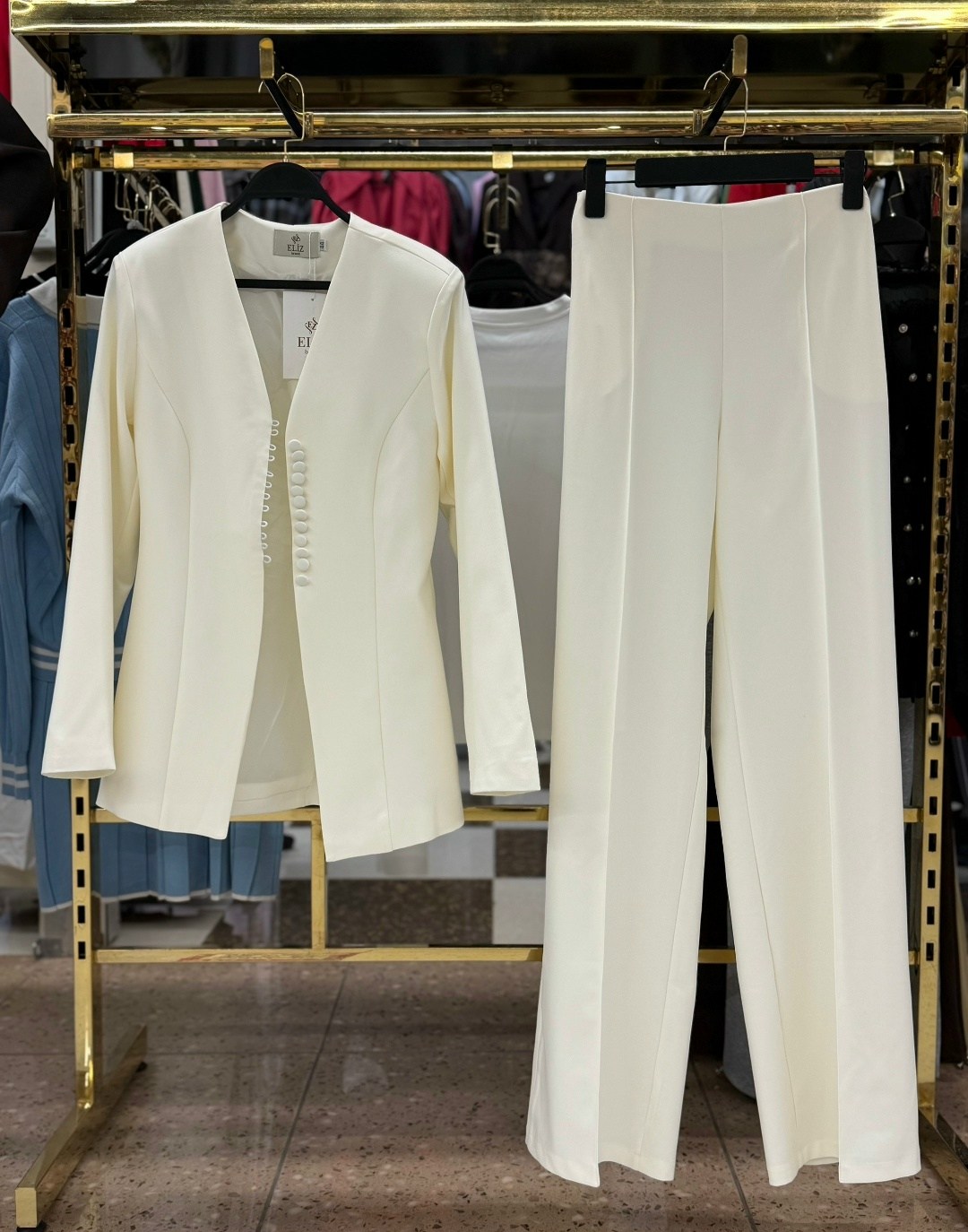 костюм брючный деловой с пиджаком классический mystique veil 225723301,брючный костюм,женский брючный костюм,костюм классический,костюм брючный деловой с пиджаком классический mystique veil