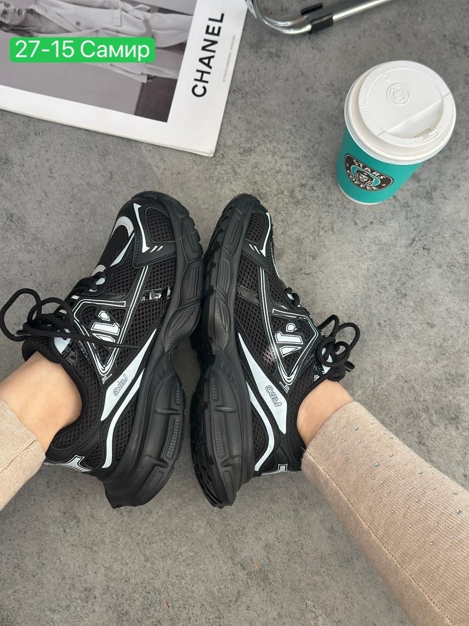 женские кроссовки,спортивная ,,стильные кроссовки,кроссовки