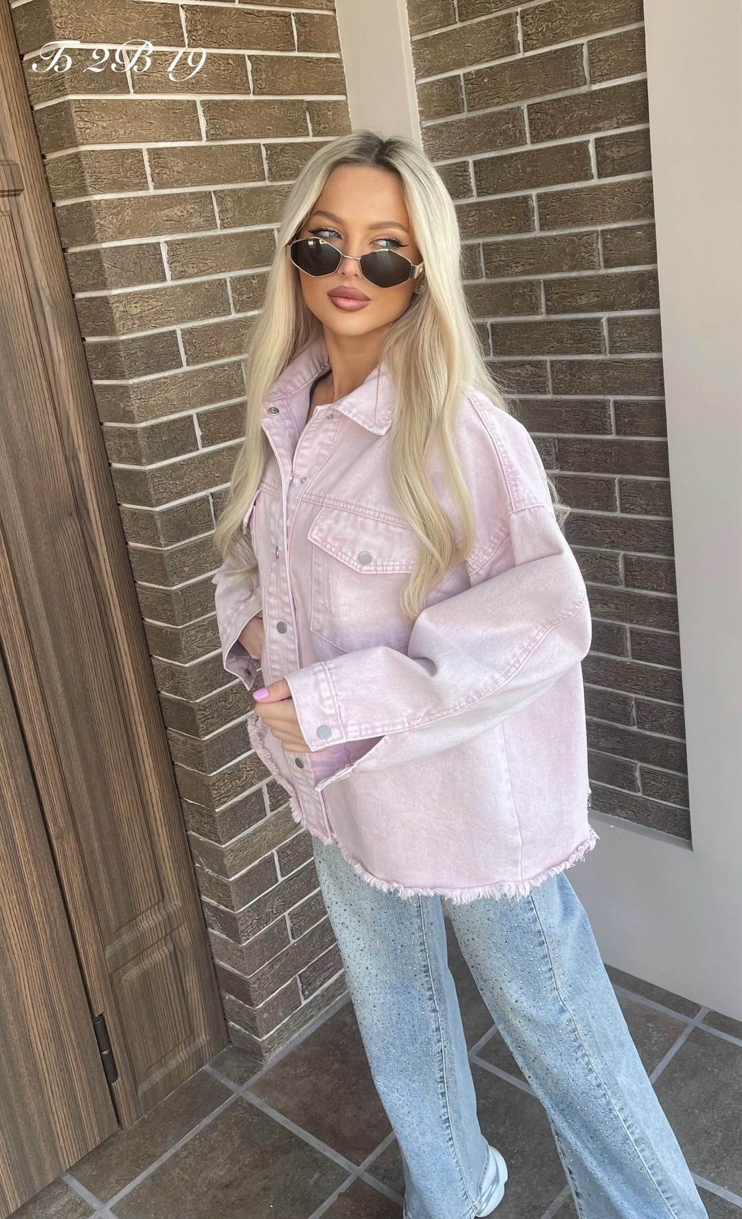 рубашка джинсовая оверсайз,рубашка женская джинсовая оверсайз,джинсовые рубашки женские,женская рубашка,розовая джинсовка