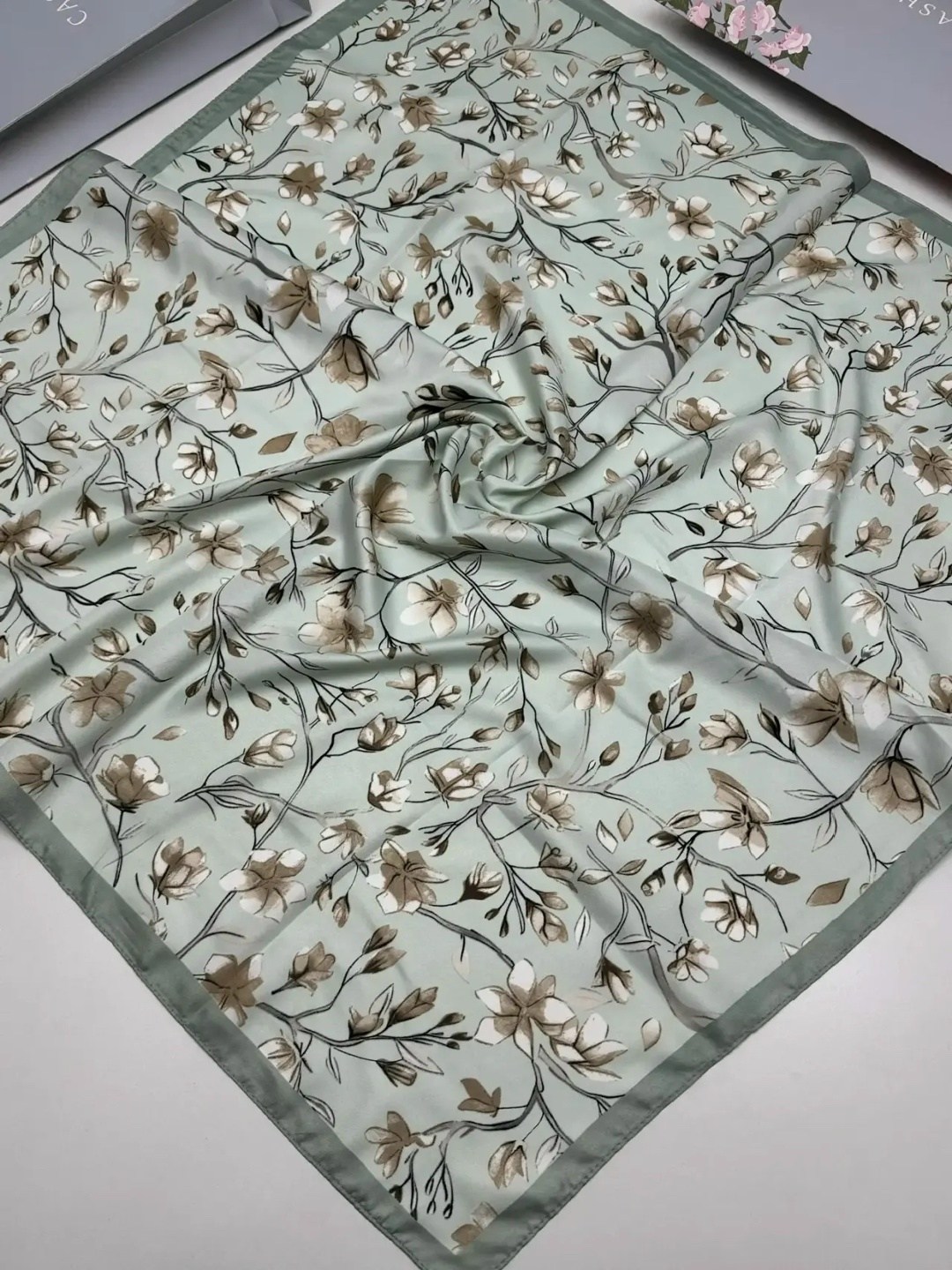 платок шелковый,платок женский,платок шелковый женский,атласный платок,платок