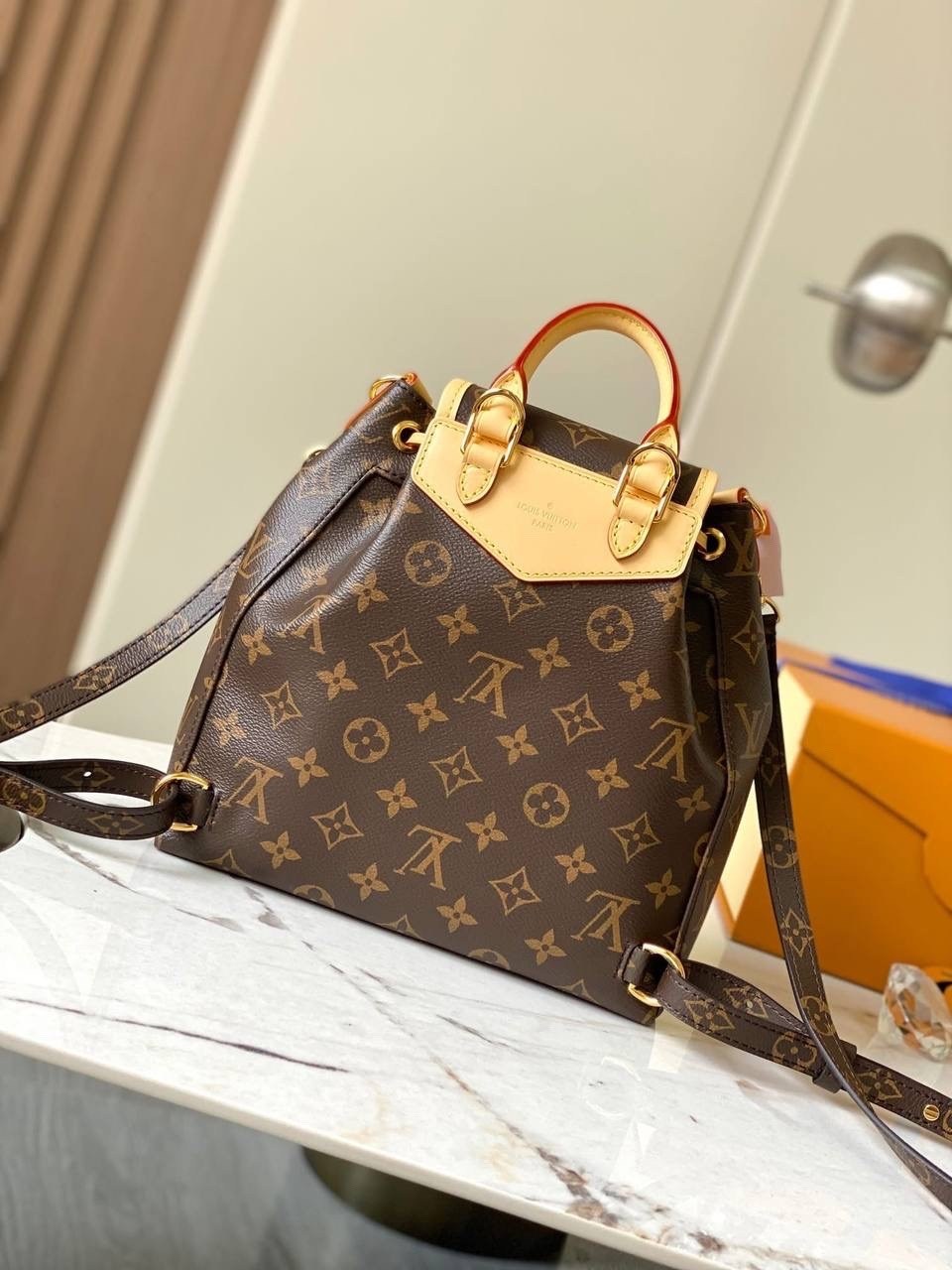 рюкзак луи виттон,рюкзак луи виттон женский,louis vuitton рюкзак,louis vuitton рюкзак луи виттон montsouris,рюкзак луи витон