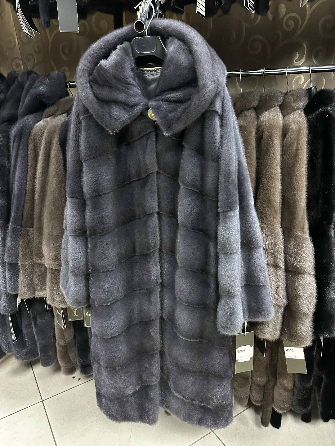 шуба норковая,шубка из меха европейской норки с капюшоном цвет лаванда,шубка из меха европейской норки с капюшоном цвет графит,норковая шуба с капюшоном,шуба норка