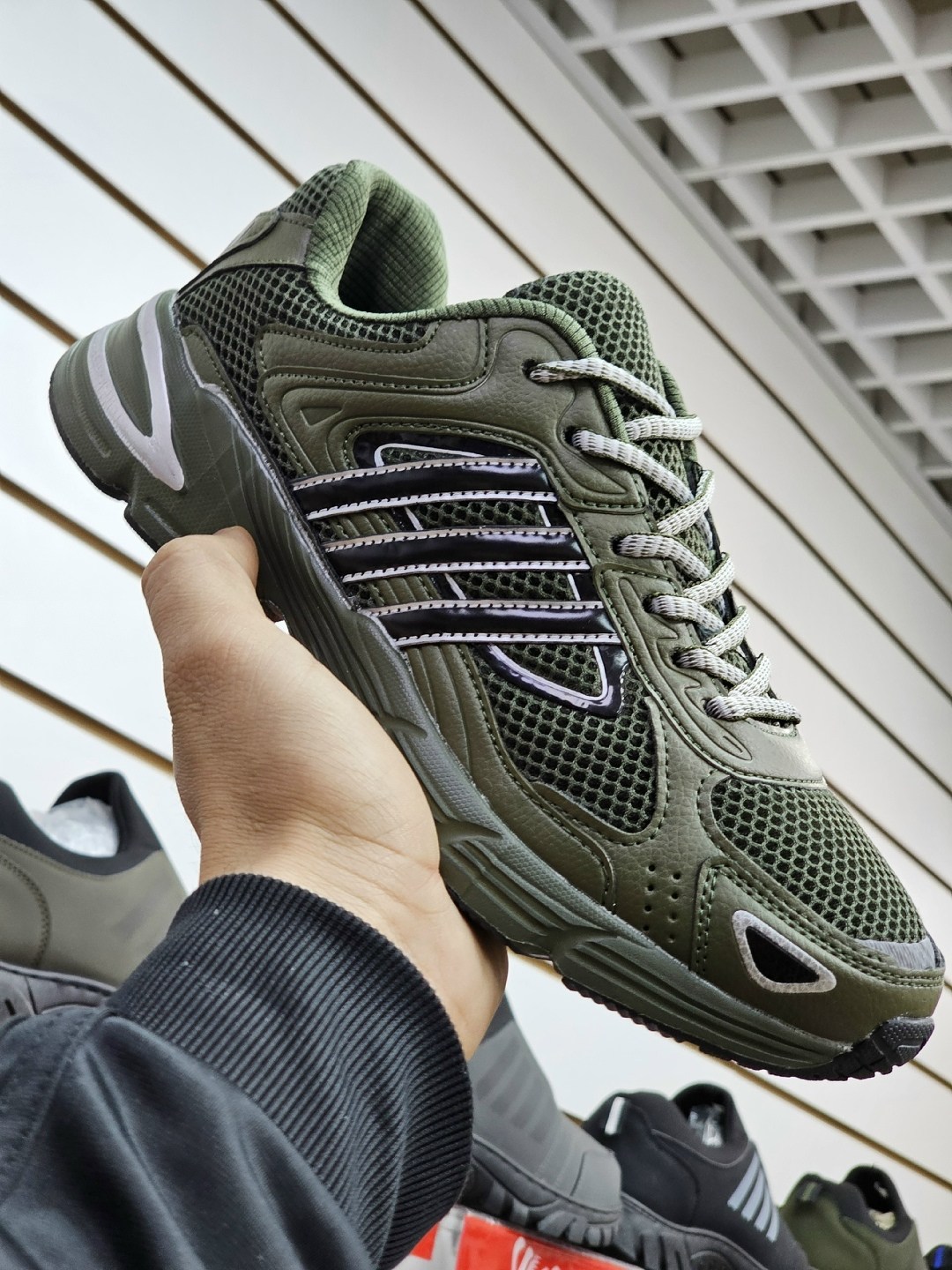 кроссовки мужские adidas,кроссовки adidas,кроссовки,кроссовки мужские adidas crazychaos 2000 черные,черные кроссовки adidas