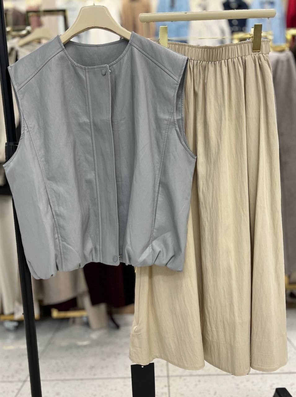 куртка повседневная,жилетка женская,жилет женский,куртка комбинированная,жилет