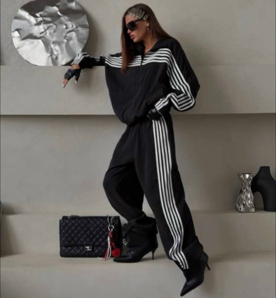 костюм спортивный адидас баленсиага,женский черный костюм balenciaga в спортивном стиле с белыми полосками,костюм спортивный,костюм,спортивный костюм баленсиага мужской