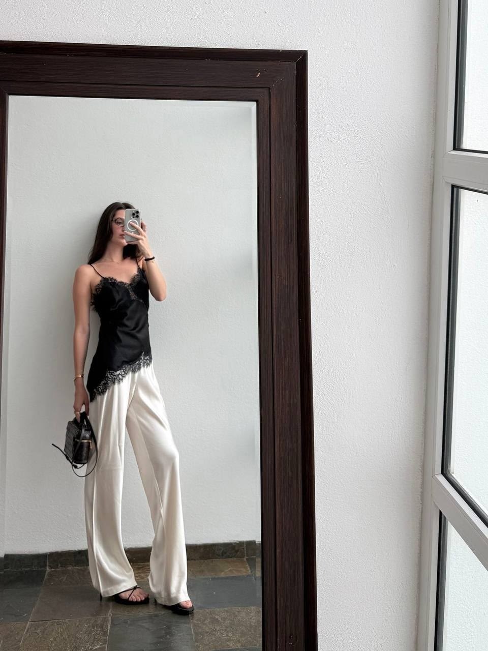 костюм с брюками,костюм из атласа брючный,костюм брючный,костюм шёлковый в пижамном стиле,шелковый брючный костюм женский