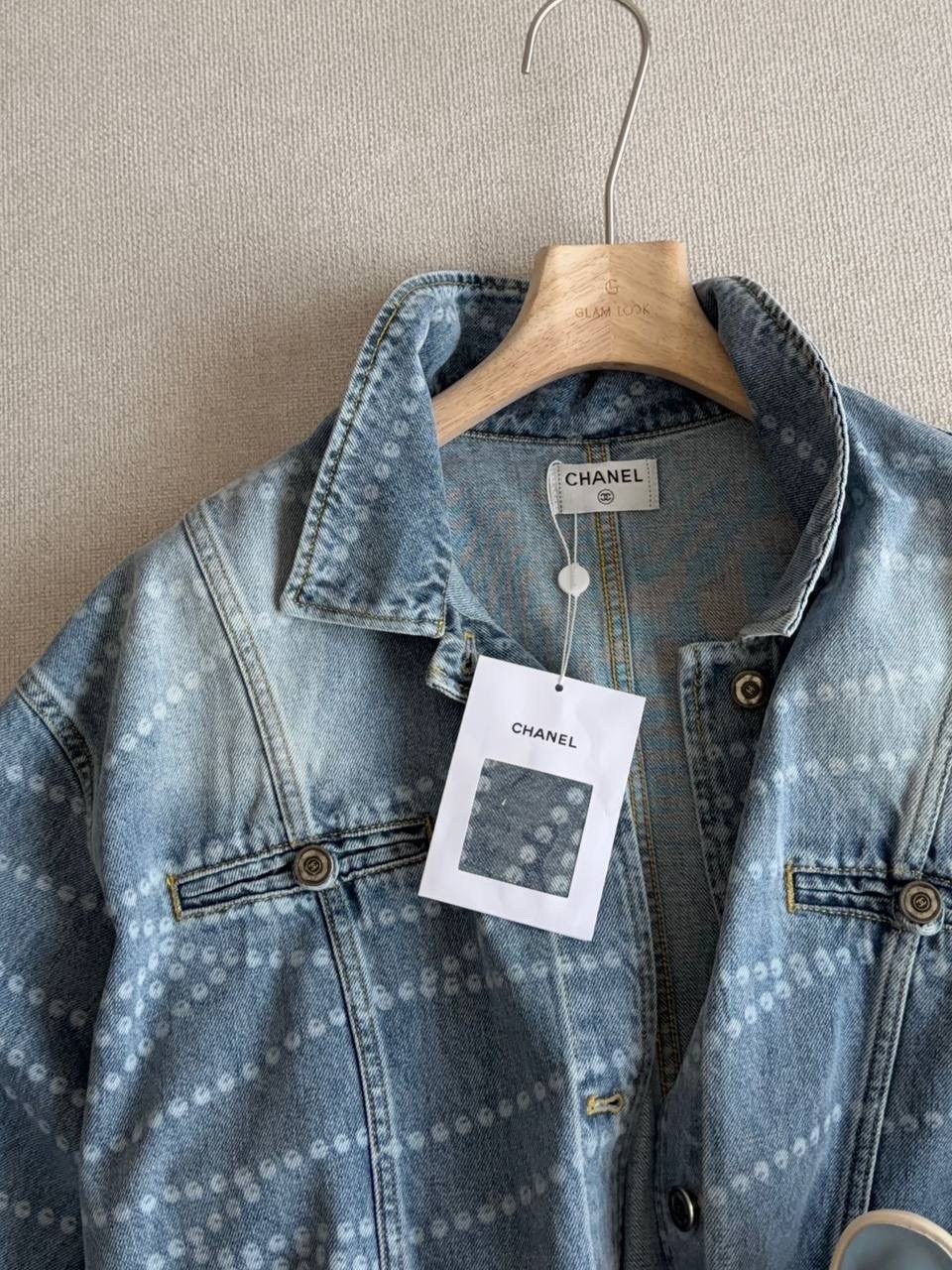 женские джинсовые куртки,джинсовая куртка,джинсовая женская куртка оверсайз,джинсовая куртка miu miu,модные джинсовые куртки