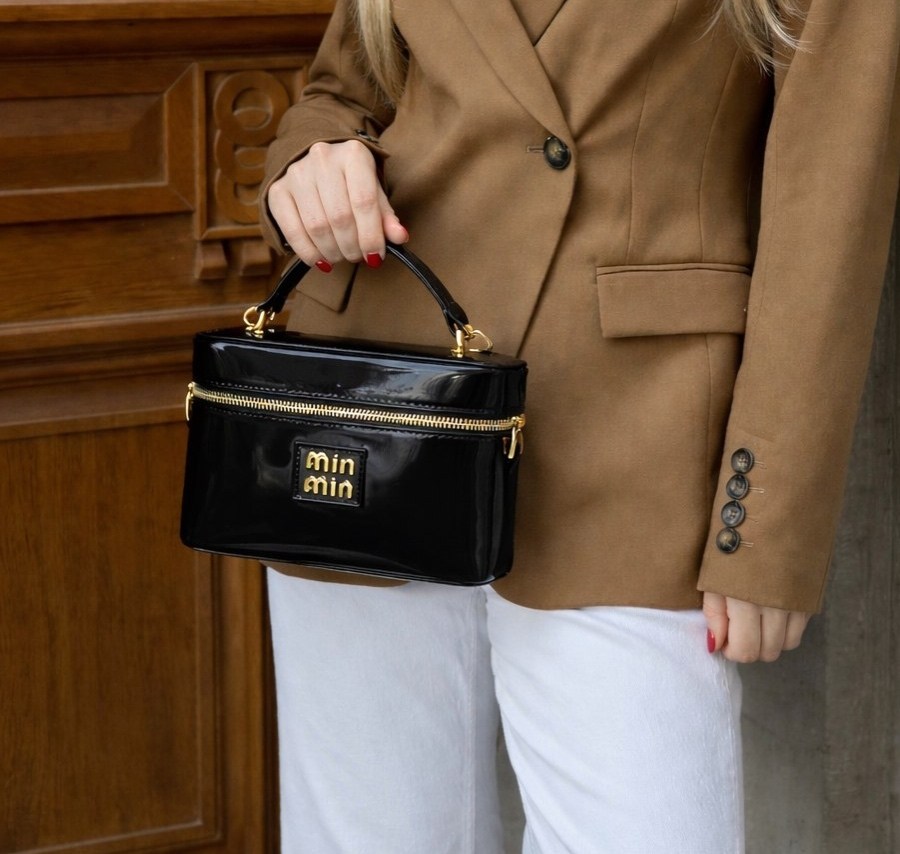 сумка кросс-боди через плечо брендовая miu miu,сумка miu miu,женская сумка miu miu,сумки миу миу,женская сумка