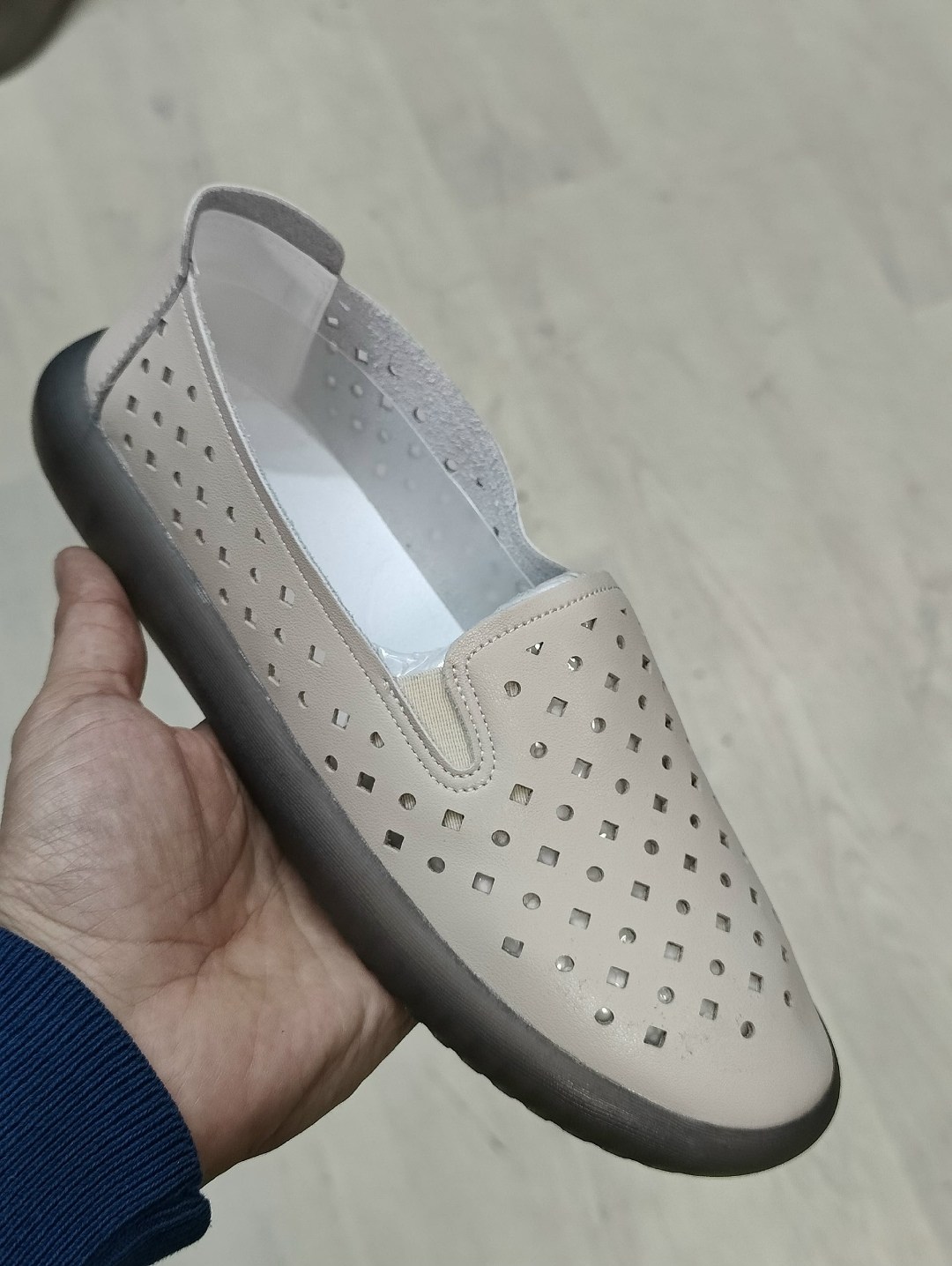 ,женские слипоны,обуви,женская ,мокасины с перфорацией