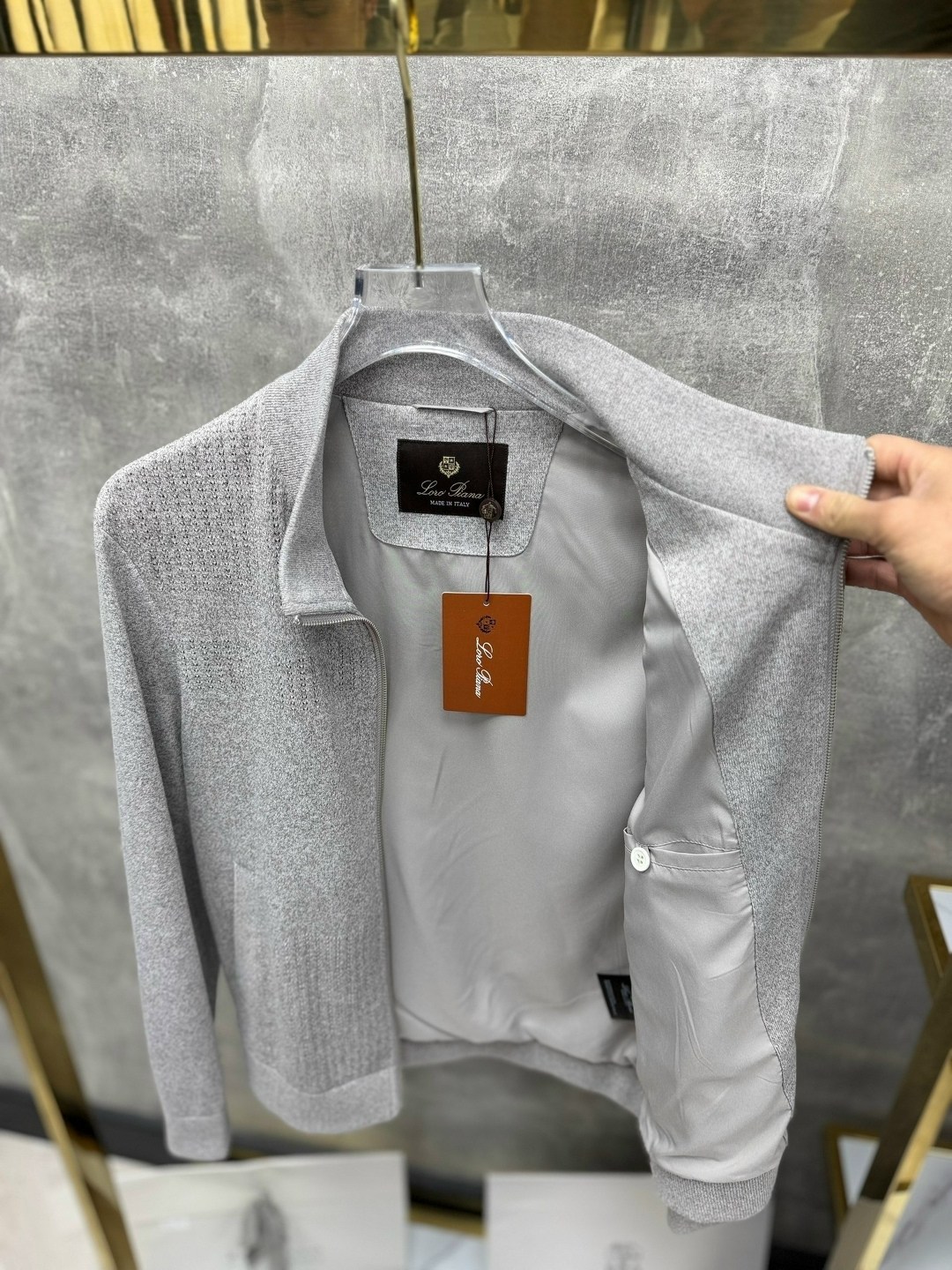 кардиган мужской,кардиган мужской loro piana,кардиган loro piana,кардиган мужской на молнии,brunello cucinelli серый кардиган