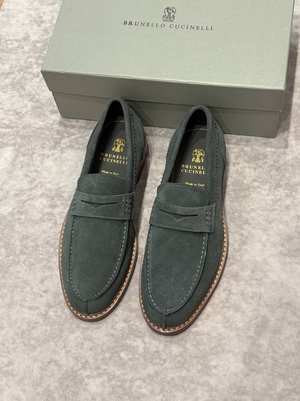 замшевые лоферы loro piana,лоферы женские loro piana,лоферы loro piana,,замшевые лоферы brunello cucinelli