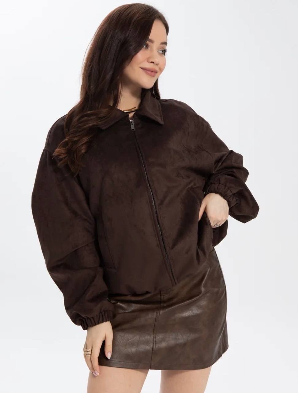 женская куртка бомбер из эко замши коричневого цвета,куртка бомбер замшевая оверсайз lofus,куртка бомбер замшевый оверсайз lofus 325114194,куртка-бомбер утепленная с замшевой фактурой befree,косуха за