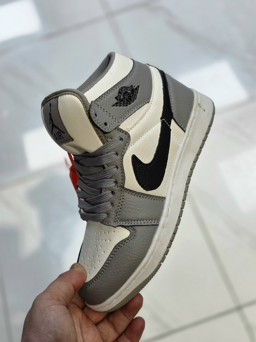 кроссовки nike air jordan retro 1,зимние кроссовки nike air jordan 1,кроссовки nike air jordan 1,кроссовки nike air jordan 1 retro high,кроссовки мужские nike air jordan 1