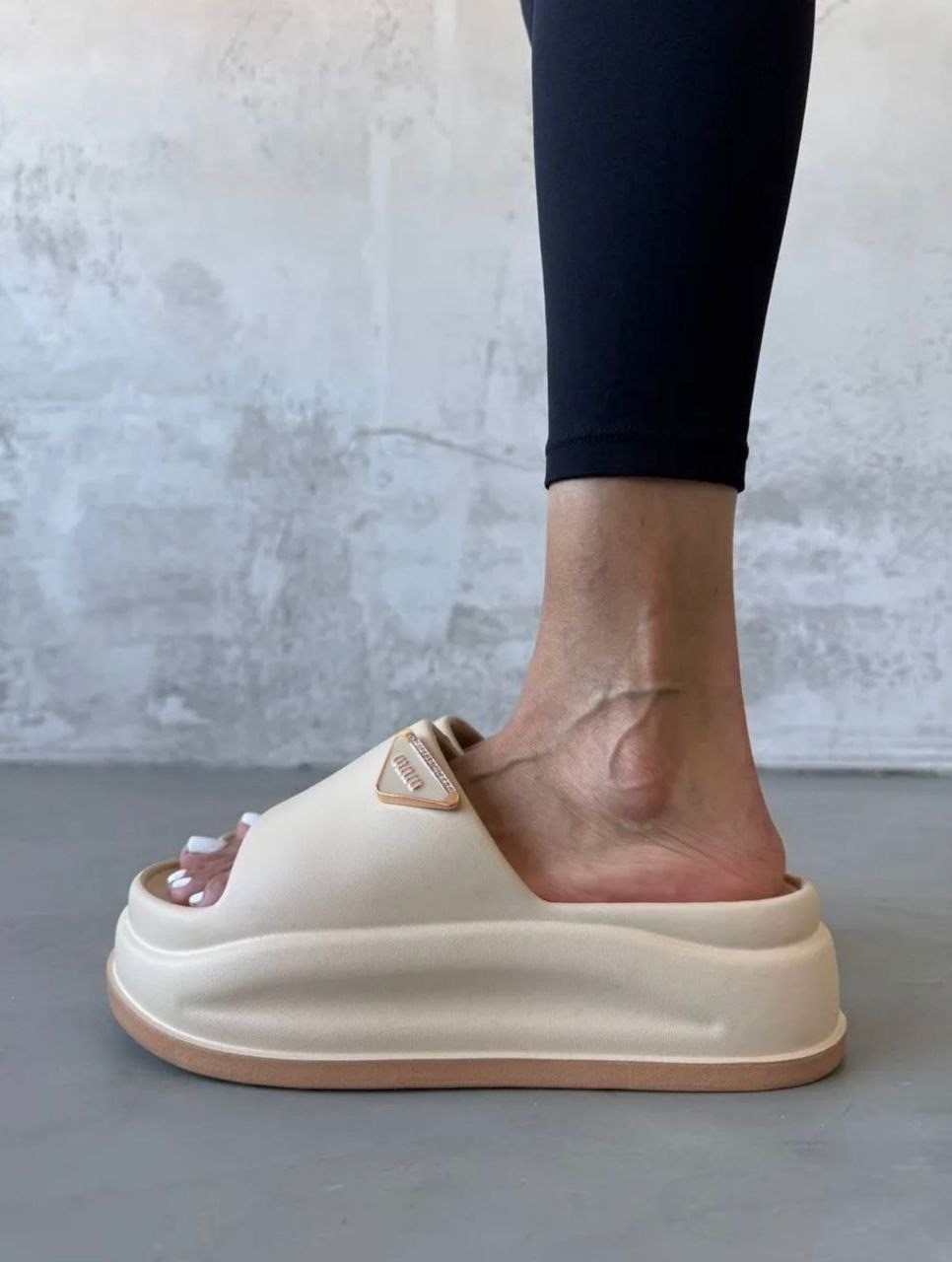 шлепанцы женские,женские босоножки,босоножки шлепанцы платформе женские летние беж,женские летние босоножки-сабо-шлепки на платформе,женские летние босоножки-шлепанцы-саббо на высокой платформе