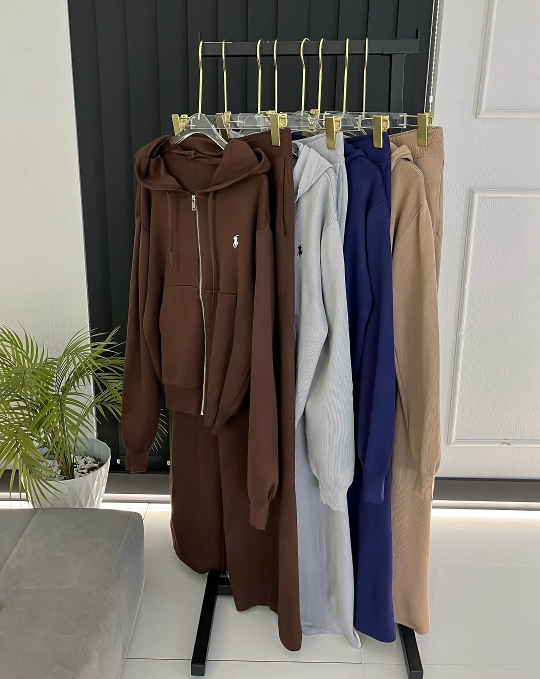 костюм двойка кашемир,женский костюм,трикотажный костюм,костюм двойка,костюм бежевый