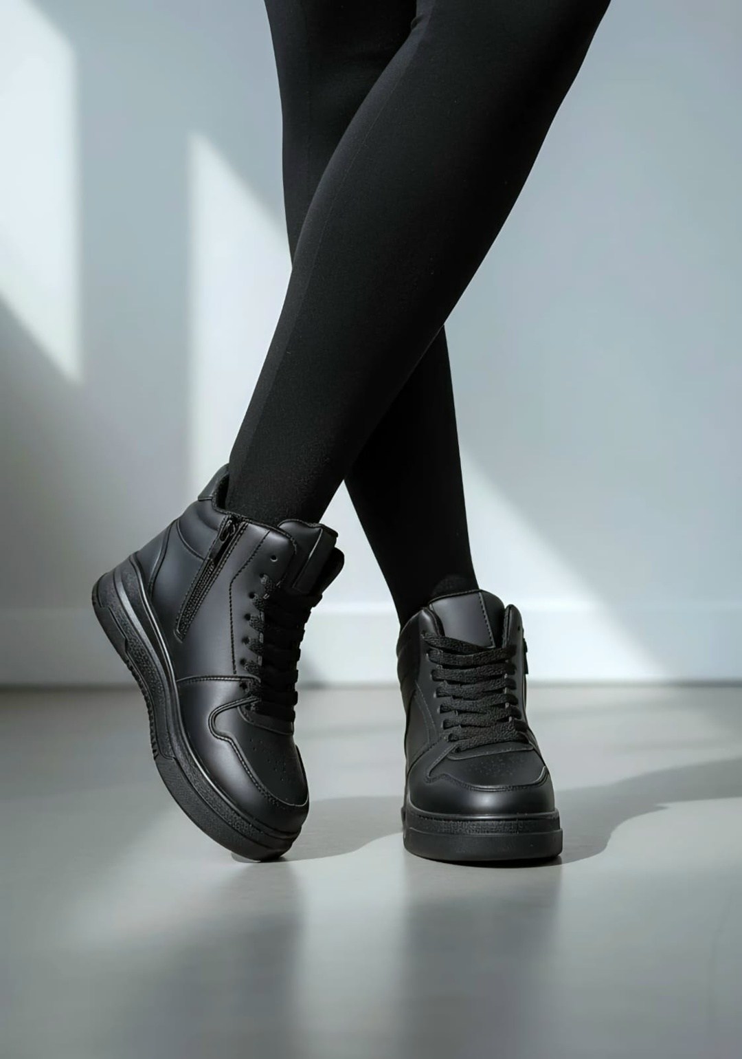 ,кроссовки женскиe,кроссовки женские зимние,зимние кроссовки, женская