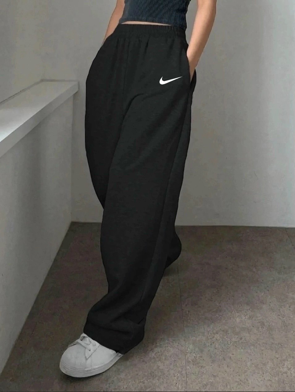 спортивные штаны широкие,широкие спортивные брюки,спортивные брюки nike,nike брюки спортивные w nsw pant flc,повседневные спортивные брюки