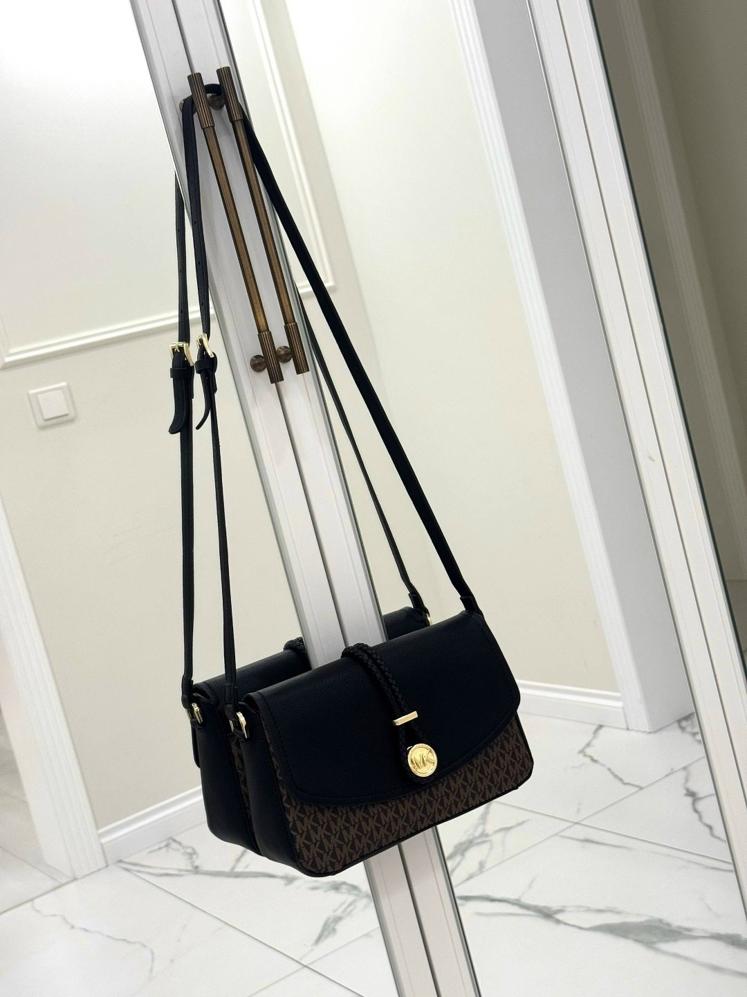 женская сумка michael kors,сумка michael kors,michael kors сумка на плечо кросс-боди,сумка michael kors натуральная кожа,брендовый женский сумка michael kors