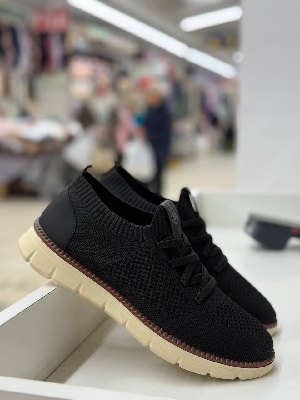 ,повседневные кроссовки,кроссовки женскиe,спортивная ,кроссовки удобные