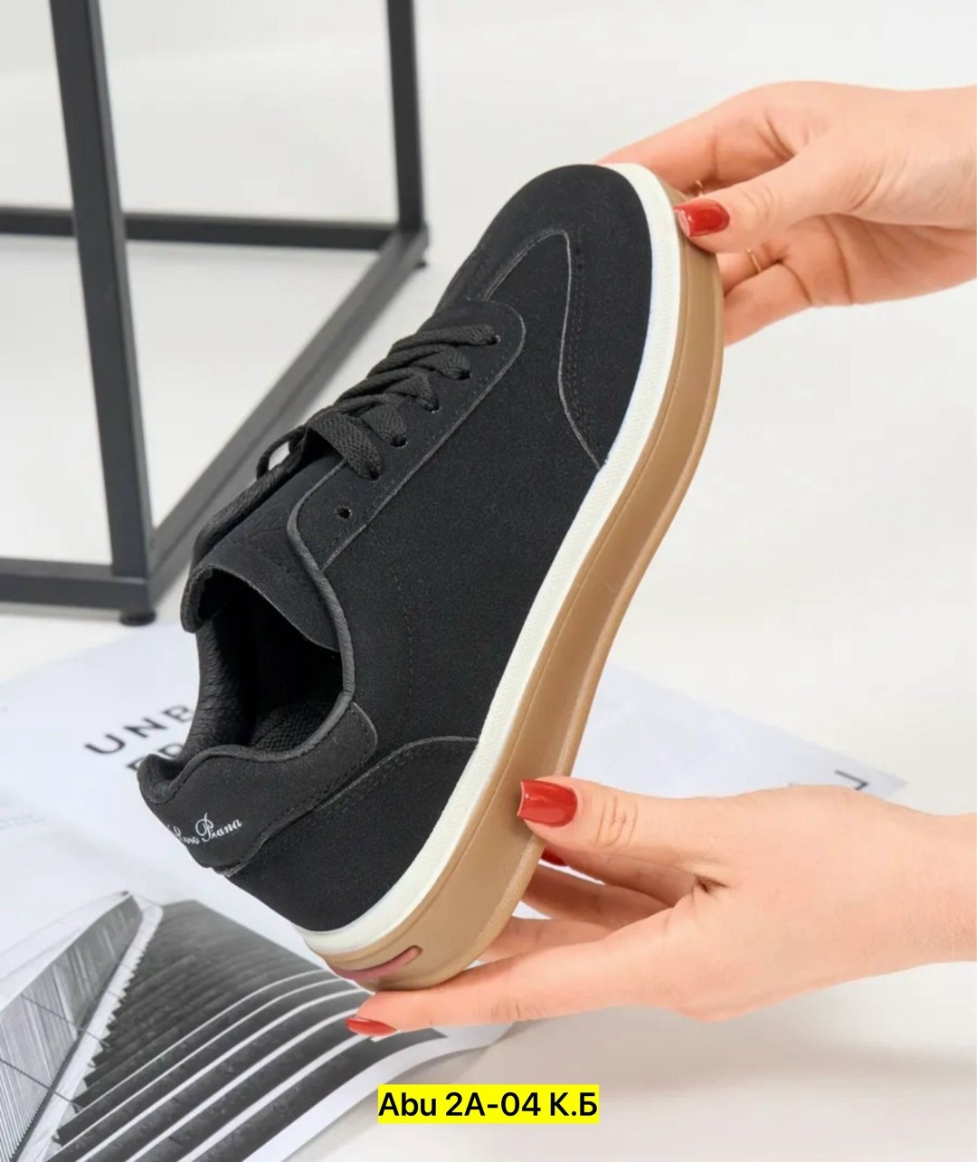 ,обуви, женская,женские кроссовки,спортивная