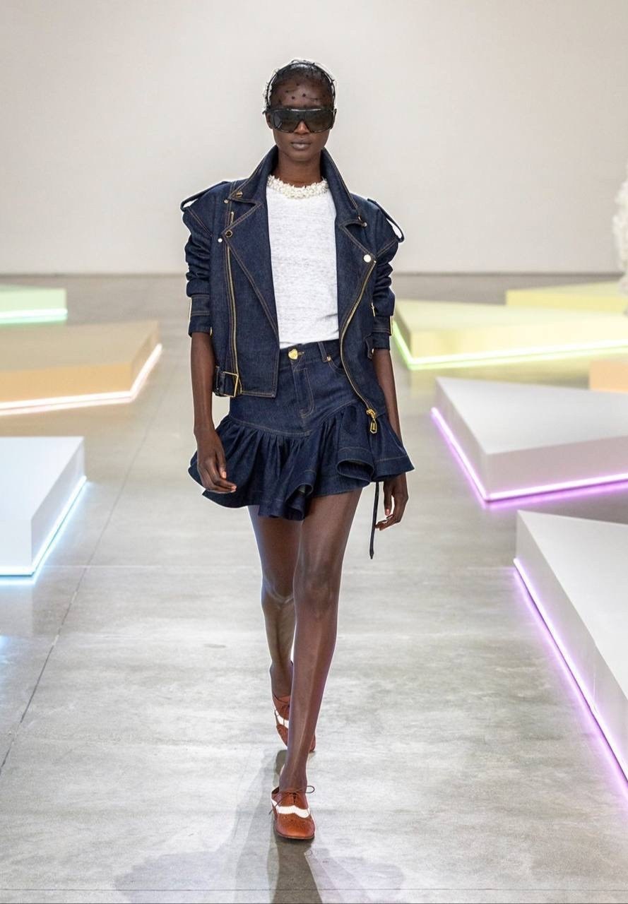 джинсовый костюм женский,джинсовый костюм с юбкой,джинсовая куртка,костюм джинсовый,костюм с юбкой