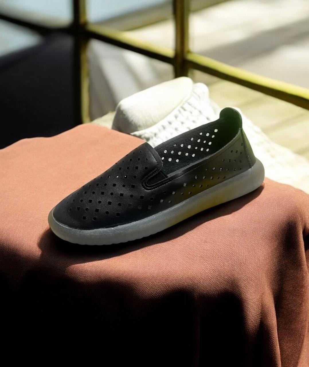 ,в ,слипоны женские летние в дырочку, женская,слипоны летние