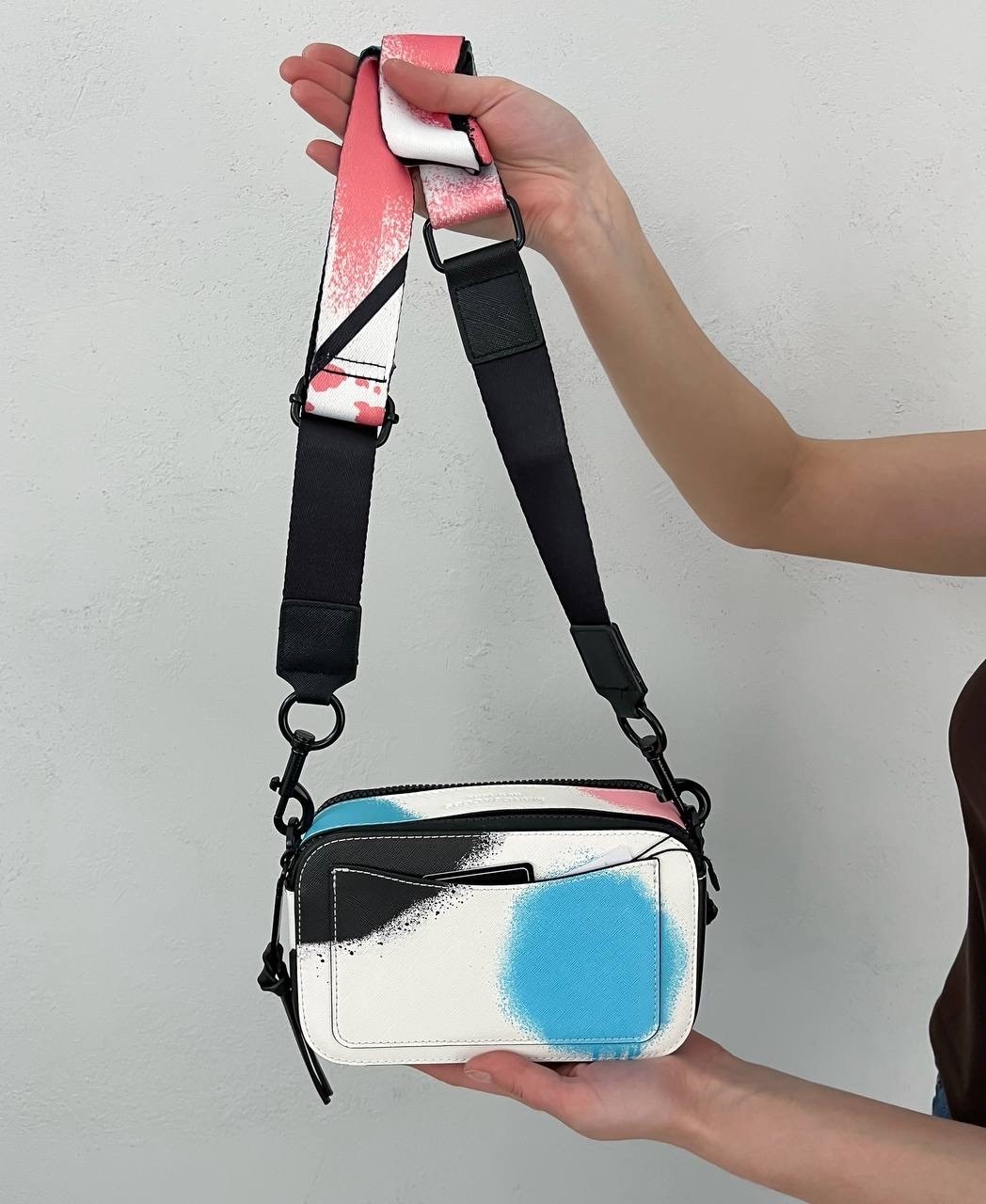 сумка marc jacobs snapshot dtm black,marc jacobs сумки через плечо,сумка marc jacobs,marc jacobs сумка женская,marc jacobs сумка на плечо кросс-боди