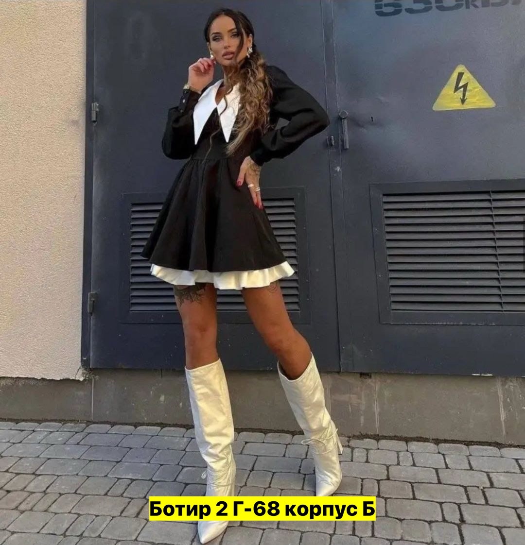 черное платье с белым воротником,платье женское с белым воротником,платье с белым воротником,платье с воротником,стиль одежды