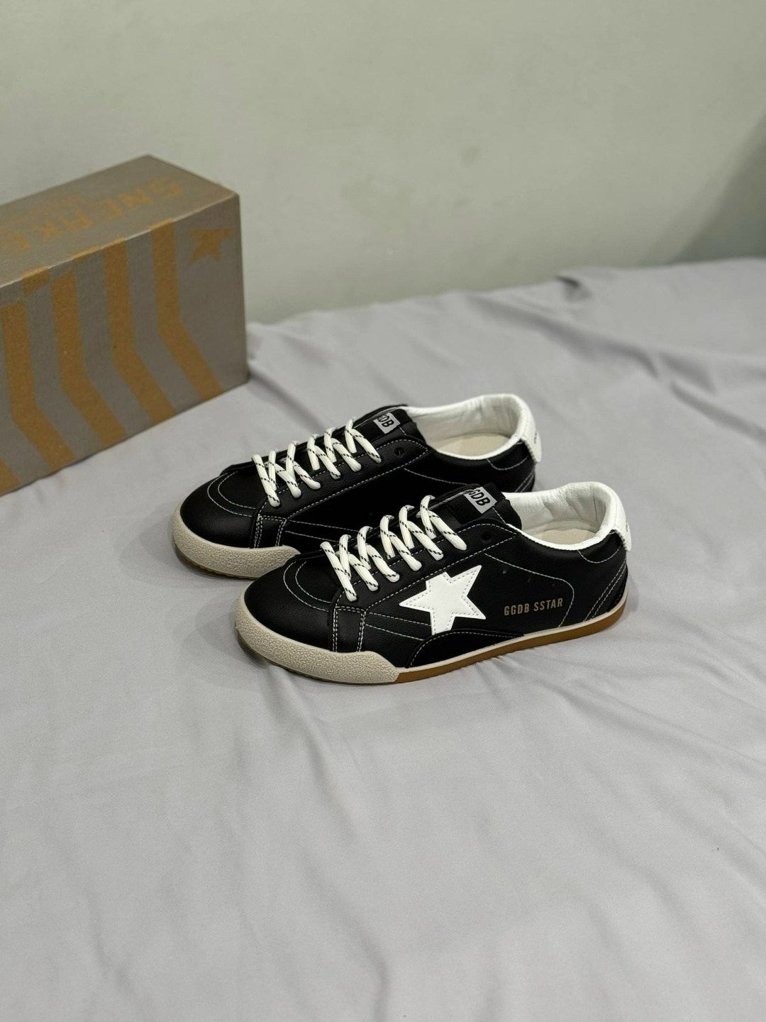 ,кроссовки golden goose ball-star low белый красный,кроссовки golden goose,кроссовки golden goose superstar,golden goose superstar