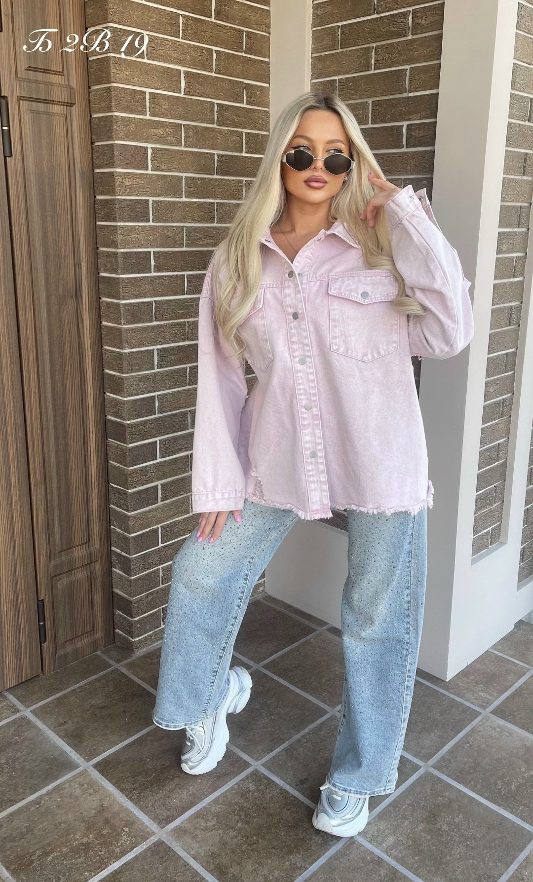 рубашка джинсовая оверсайз,рубашка женская джинсовая оверсайз,джинсовые рубашки женские,женская рубашка,розовая джинсовка
