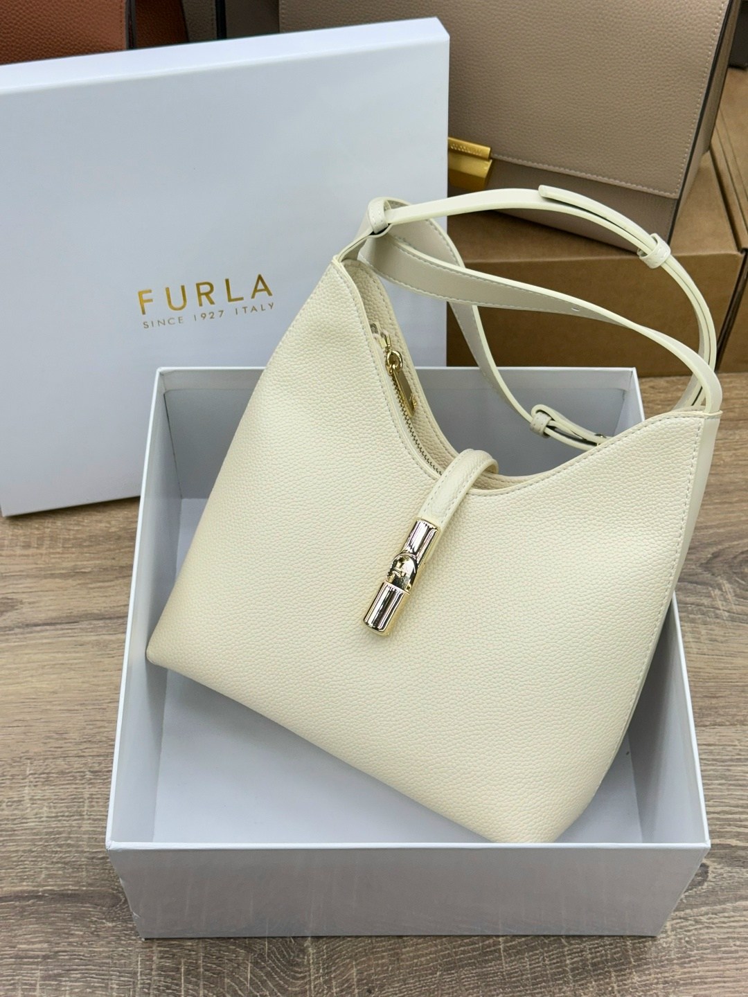 сумка furla,сумка женская furla,женская сумка furla натуральная кожа,сумка фурла,женская сумка