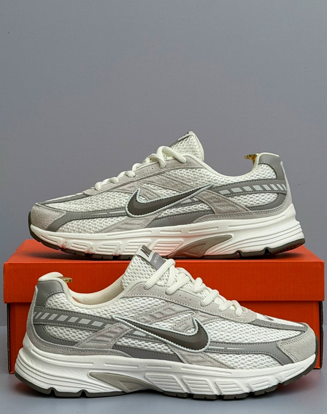 кроссовки nike initiator,кроссовки мужские nike initiator бежевые,мужские беговые кроссовки initiator от finish line nike бежевый,кросівки чоловічі nike initiator white brown,кроссовки для фитнеса nik