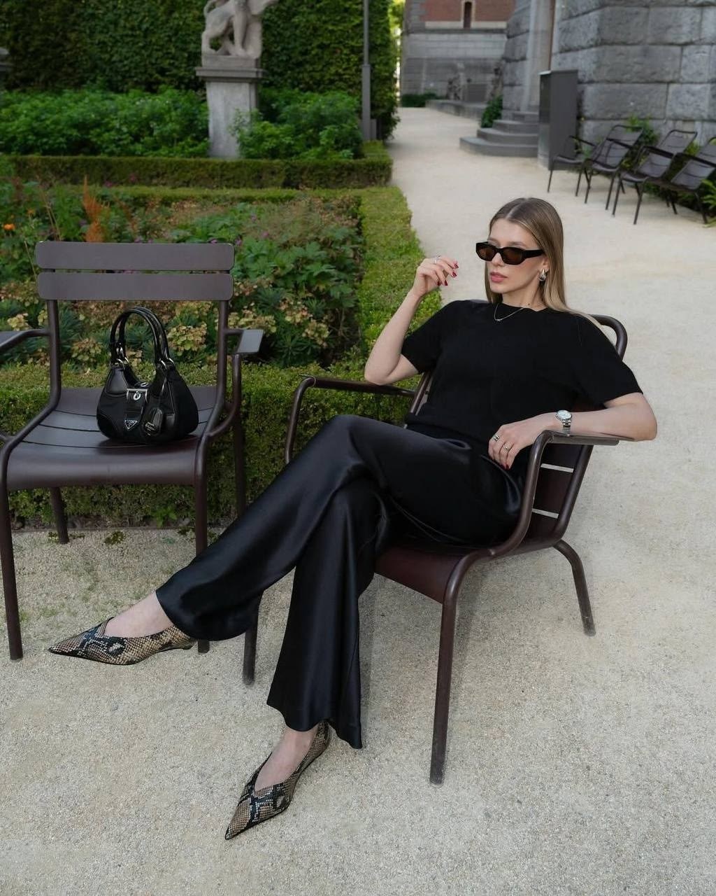 костюм с брюками,костюм из атласа брючный,костюм брючный,костюм шёлковый в пижамном стиле,шелковый брючный костюм женский