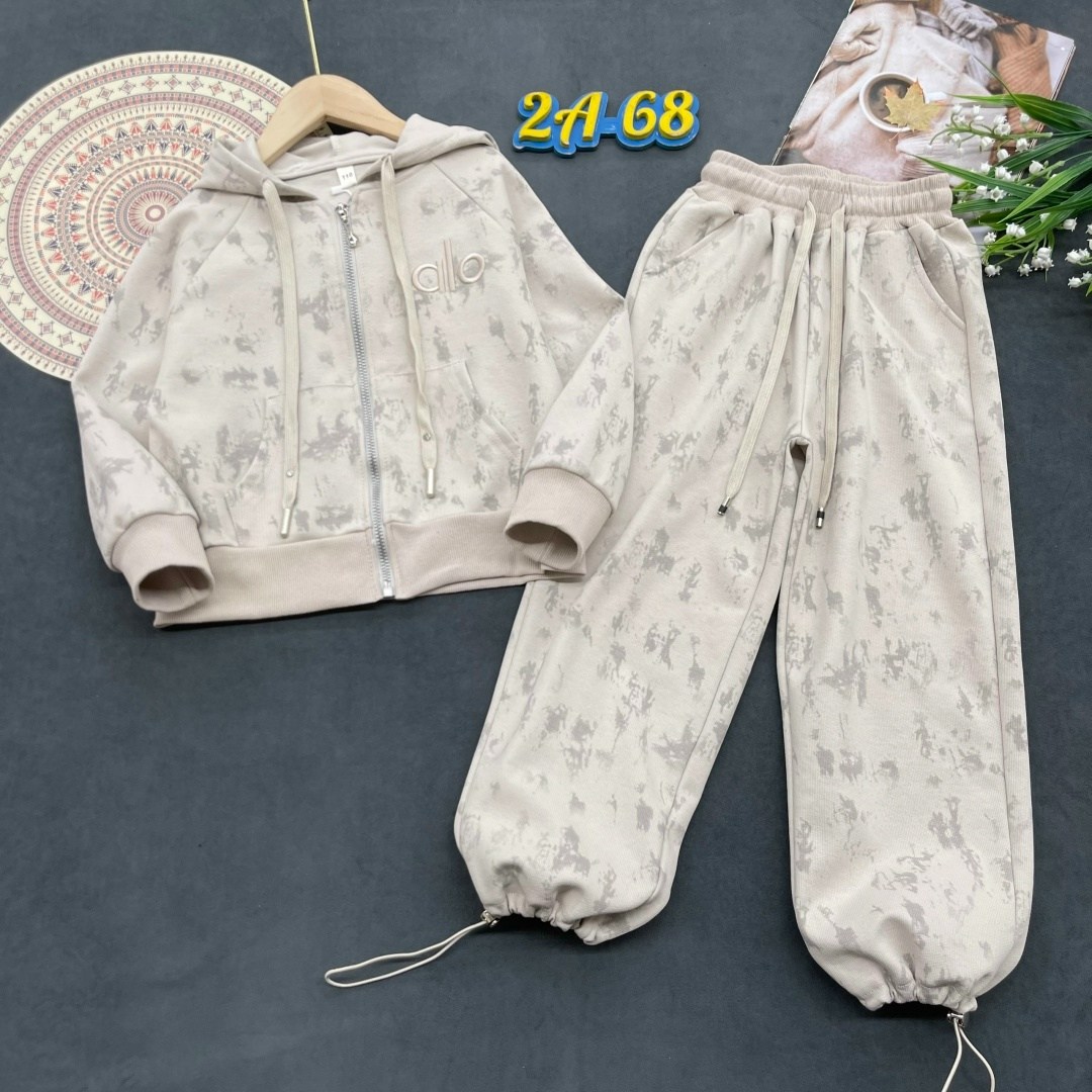 велюровый костюм для девочки,костюм на флисе,велюровый костюм,велюровый костюм детский,костюм детский