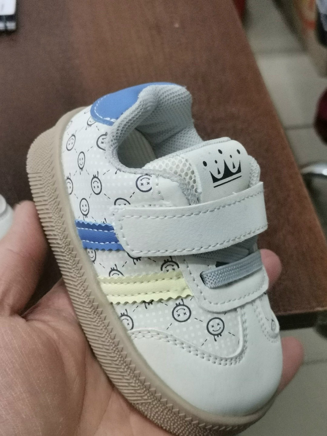 ,кросовки детские,кроссовки для малыша,детские кроссовки,детская