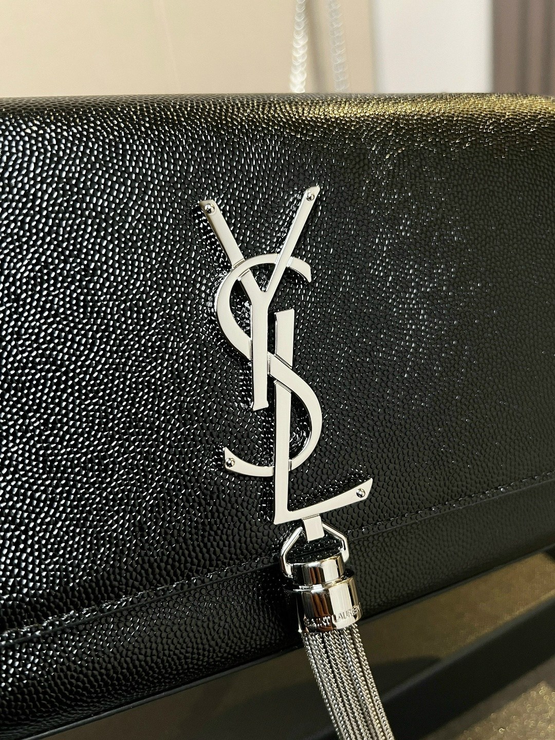 сумки yves saint laurent,сумка клатч ив сен лоран,сумки ив сен лоран,сумка с цепочкой,модная сумка