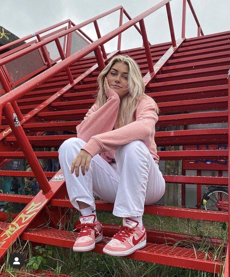 кроссовки nike sb dunk low strangelove,nike sb dunk low strangelove,кроссовки nike sb dunk low x strangelove,кроссовки nike sb dunk low,кроссовки