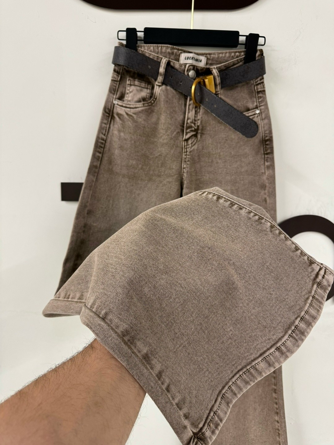 джинсы,женские джинсы,брюки джинсы,модные джинсы,джинсы широкие