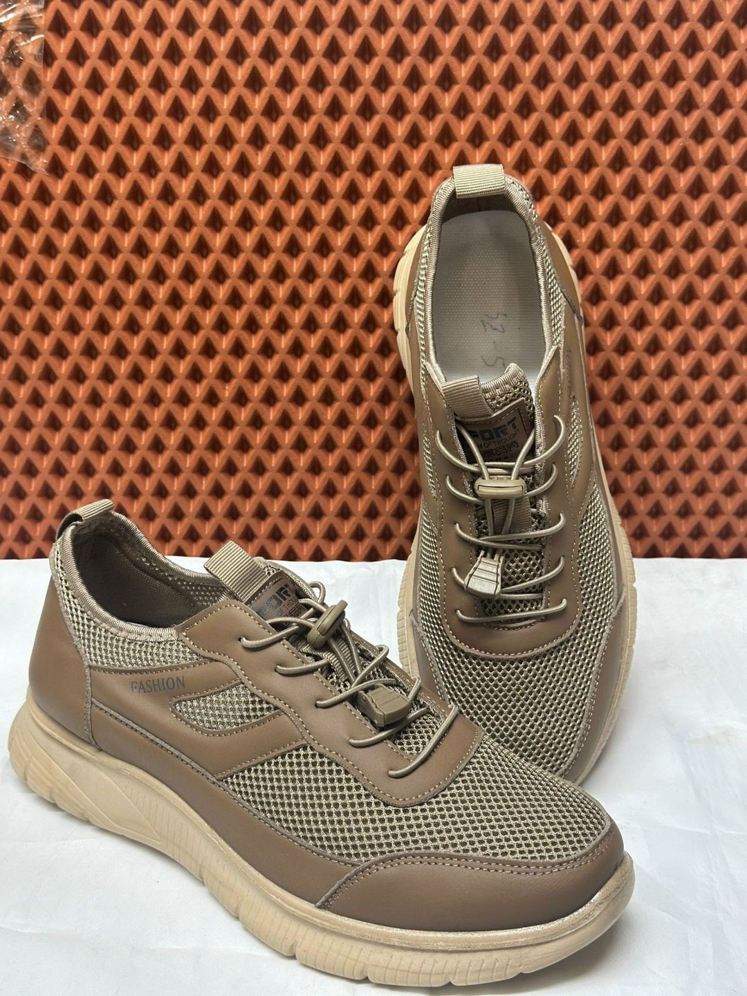 ,мужские кроссовки,спортивная ,кроссовка мужской,мужская  кроссовки