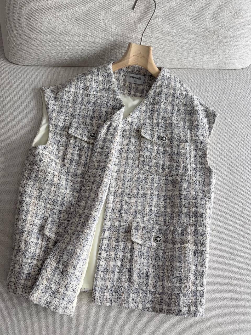 твидовый жилет,жилетка твидовый,жилет в стиле шанель,твидовый жилет женский,жакет celine твидовый