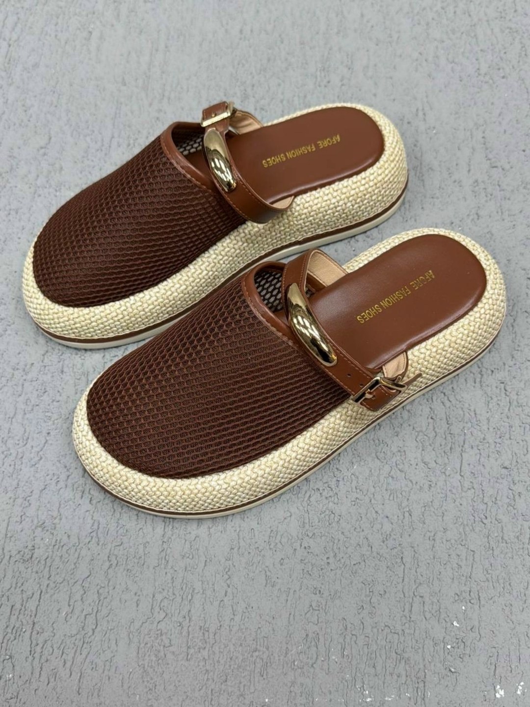 ,женские шлепанцы,женская ,тапочки модные,шлепки женские